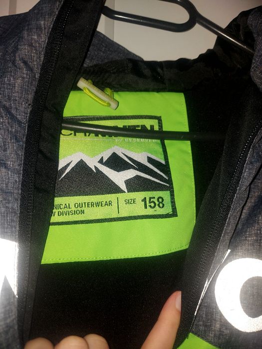 Kurtka zimowa narciarska snowboardowa ortalionowa chłopięca