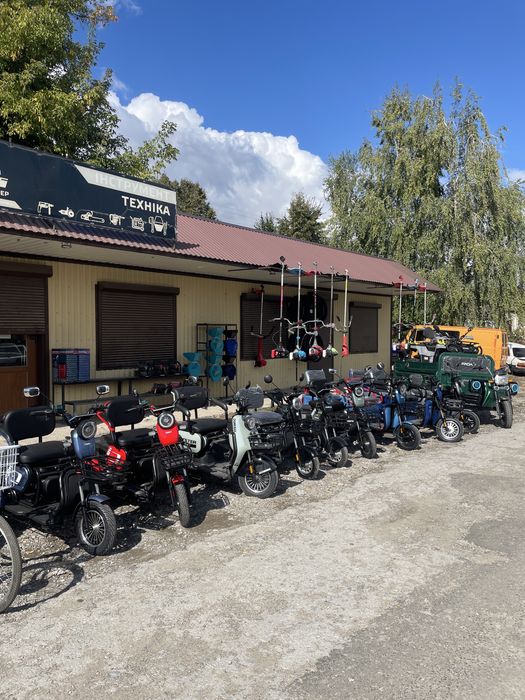 Доставка безкоштовна Трицикл Акумуляторний Corso forte їdemo