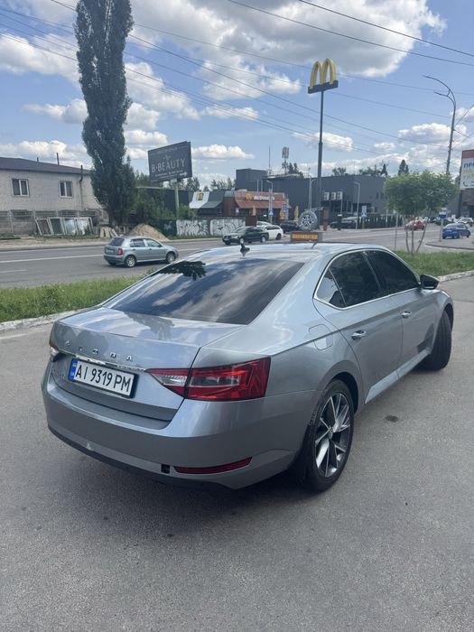 Продам Skoda superb 2.0