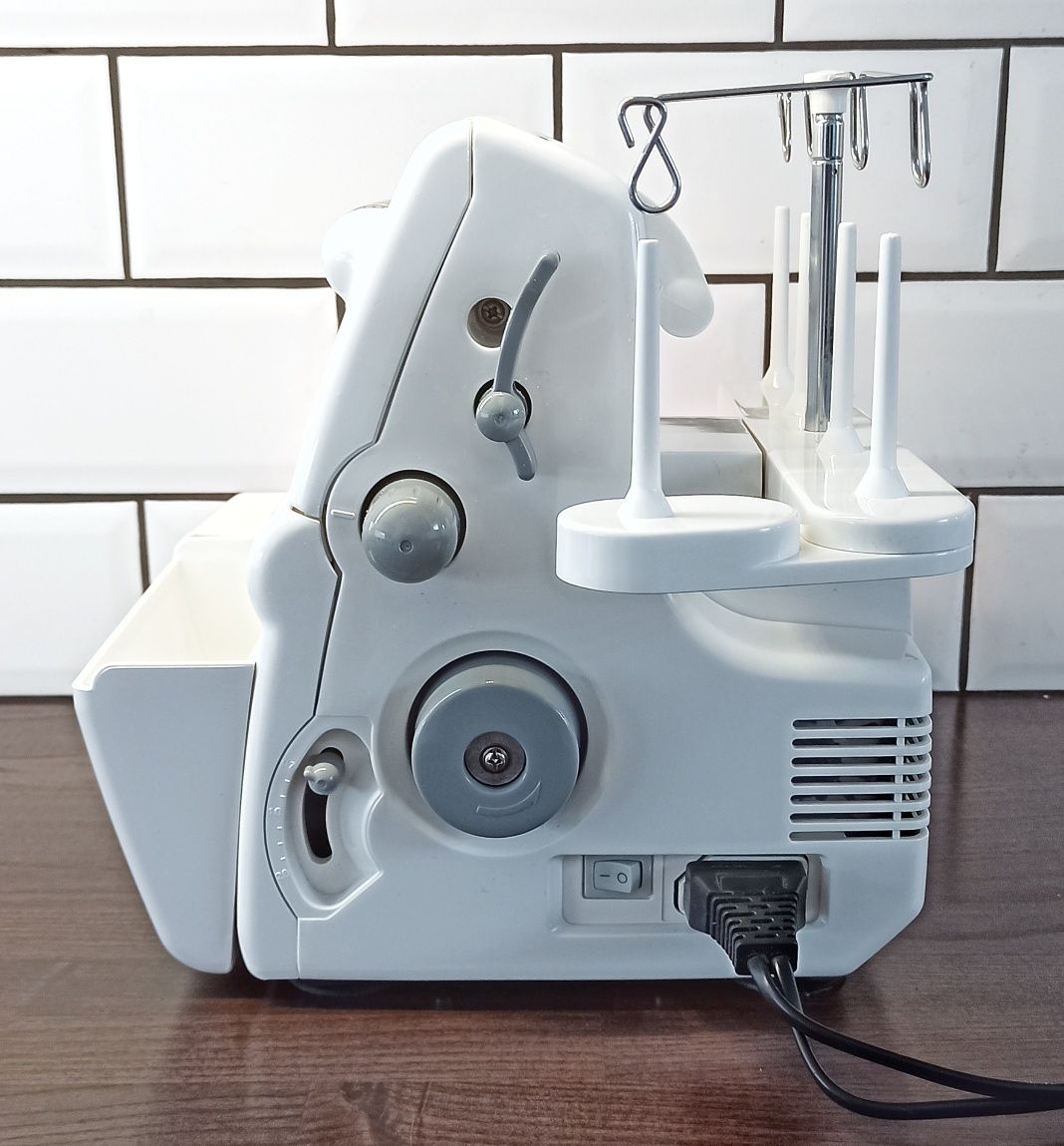 Overlock Arka Radom 557 5 nitkowy