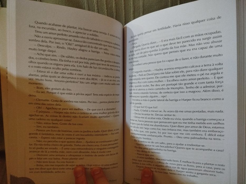 A Dália Azul, de Nora Roberts