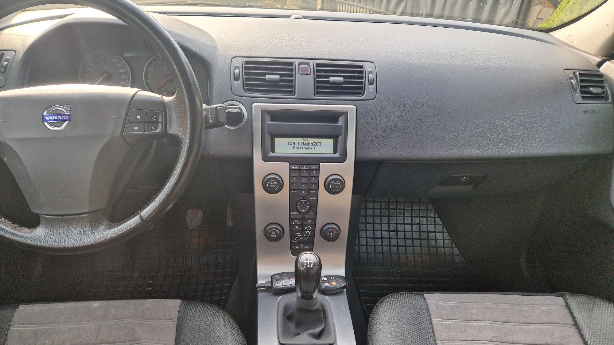 Volvo s40 2.4 benzyna Idealny stan