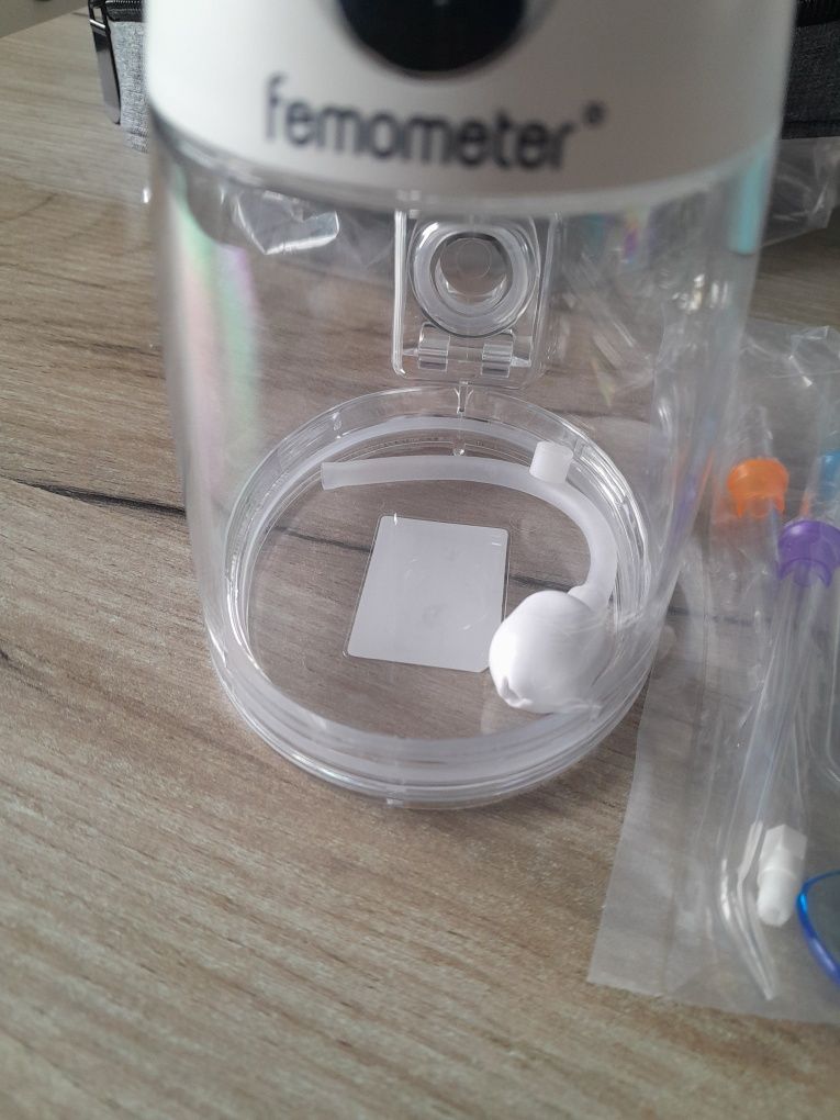 Femometer Bezprzewodowy Irygator do Jamy Ustnej 5 Trybów 300ml IPX7