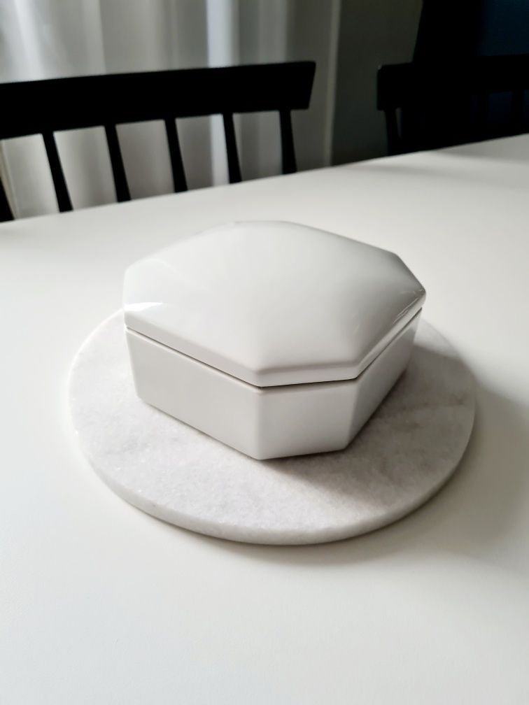 Puzderko limoges francja francuskie wyjatkowe porcelanowe białe piękne