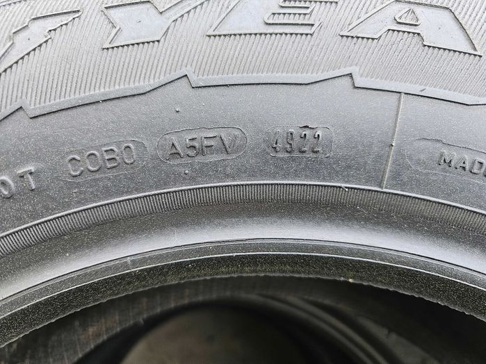 Lato Goodyear 235/65 R16C 6mm