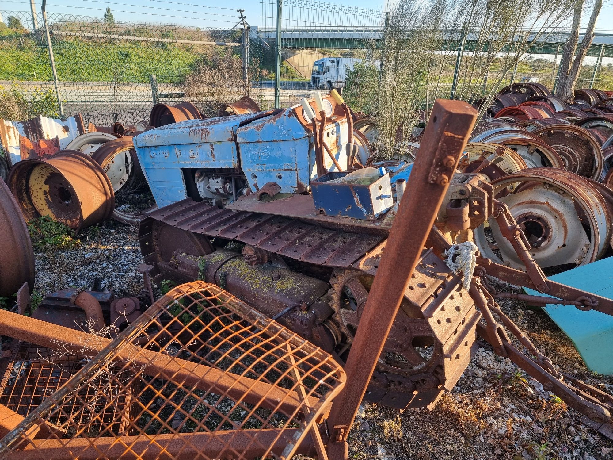 Trator Landini 6500 rastos para peças