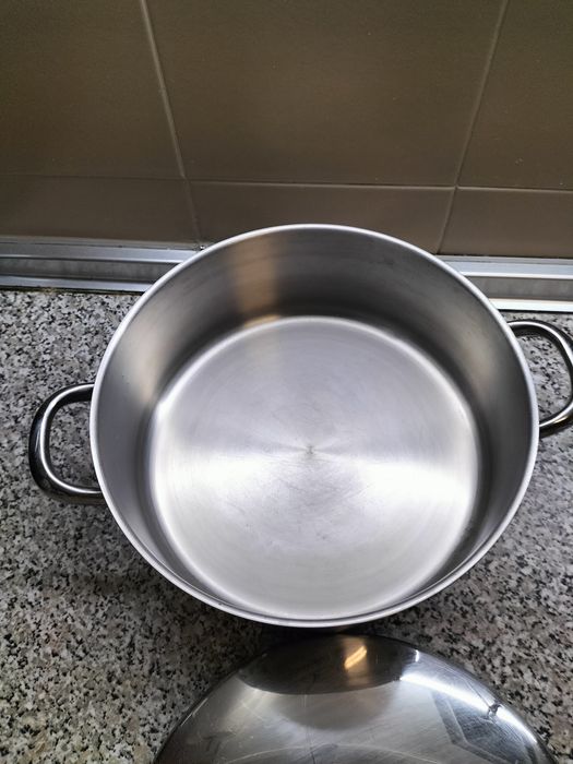 Vendo tacho de inox