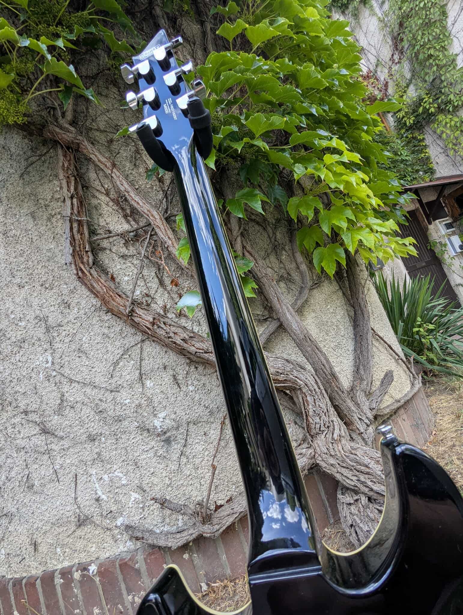 Gitara elektryczna CORT M600-BB