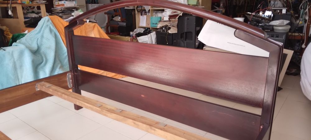 Cama de casal madeira