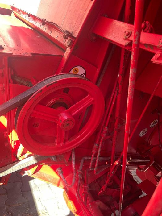 Продам комбайн Массей фергюсон 240