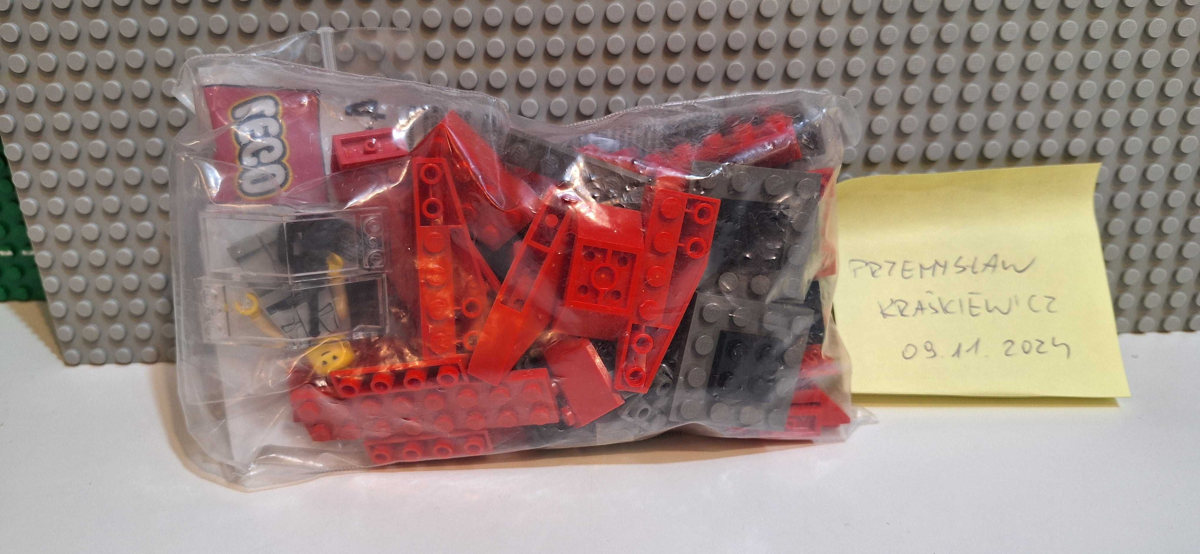 Lego Star Wars 7119 Twin-Pod Cloud Car from Cloud City