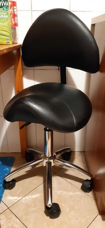 Krzesełko kosmetyczne siodłowe