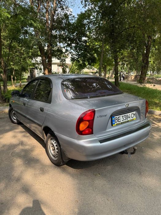 Продаю Заз сенс 2010 рік