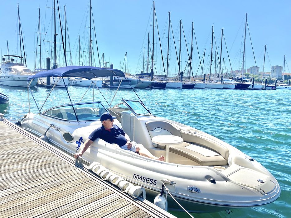 SEA RAY 240 sundeck