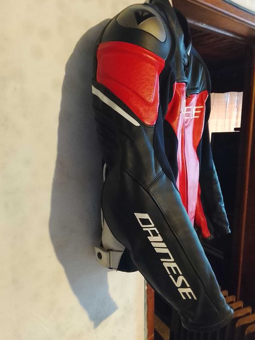 Casaco em pele genuína