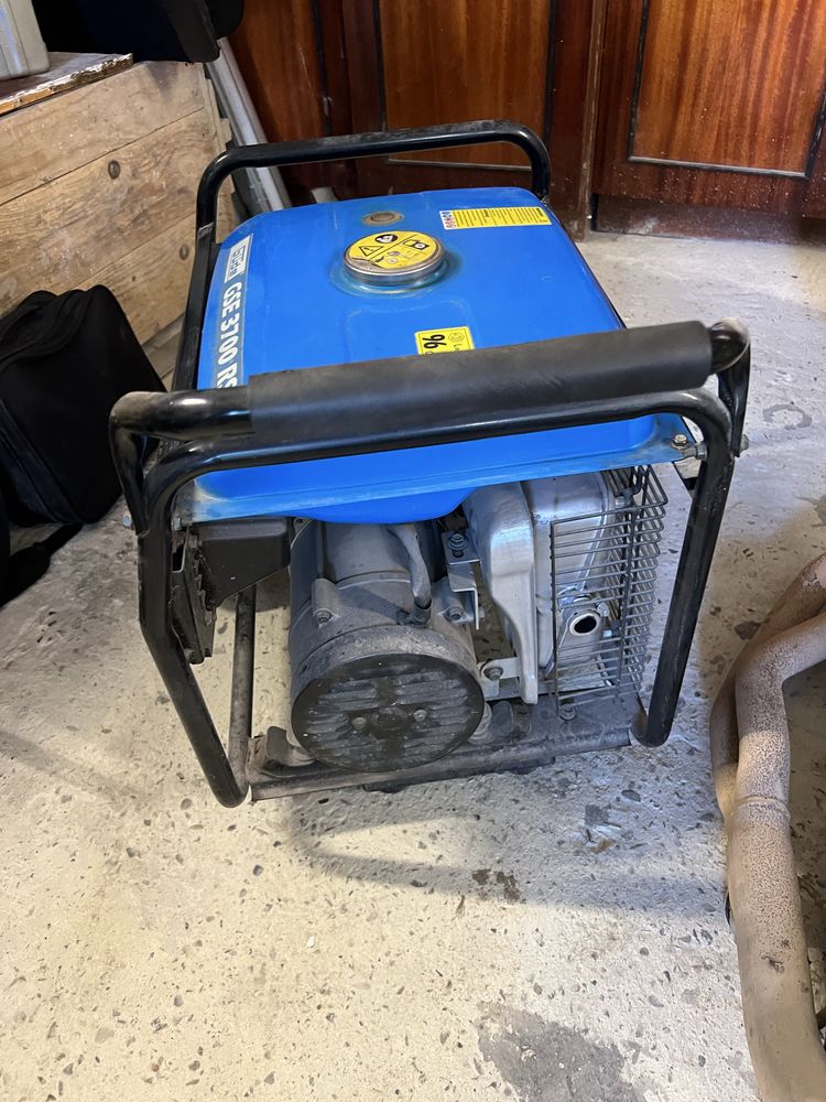 Продам генаратор gude gse 3700 rs