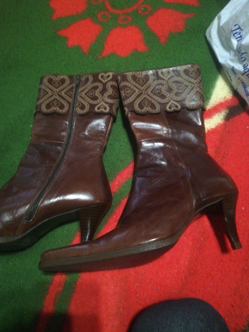 Botas senhora em pele