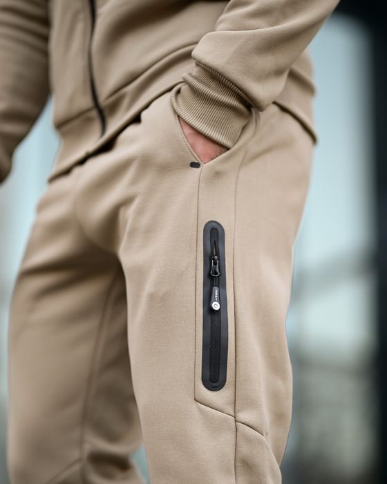 Зимній чоловічий спортивний костюм ILUSION беж