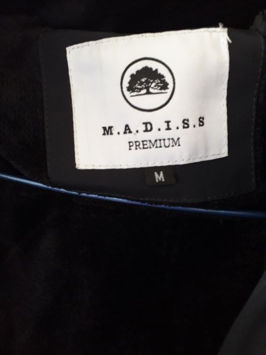 Зимова довга куртка на пiдлiтка