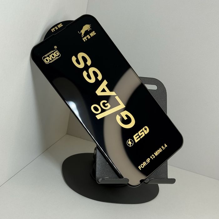 Захисне скло iphone 13 mini. Защитное стекло айфон 13 мини