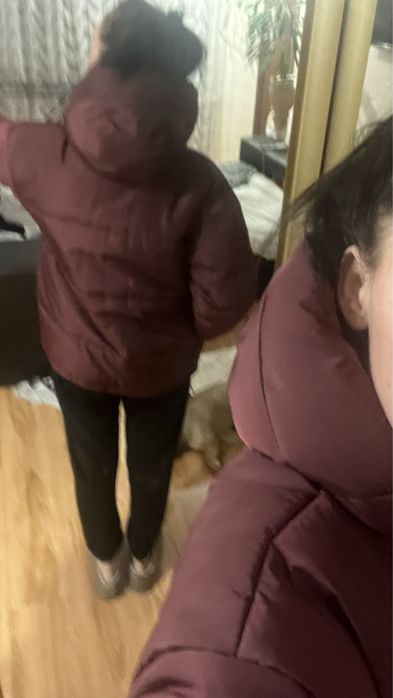 Новий теплий пуфер колір бургунді