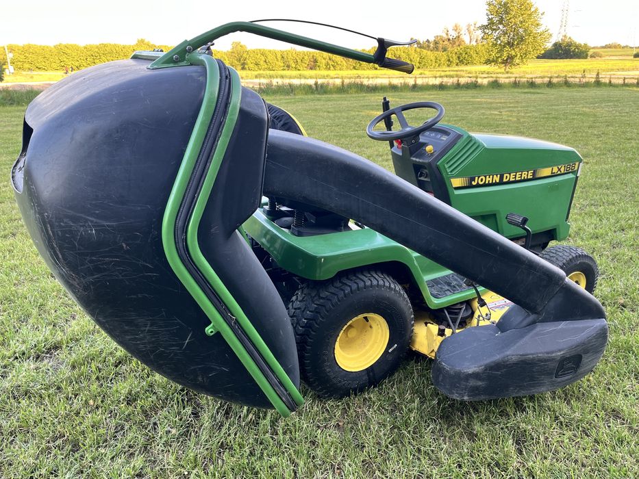 John Deere LX 188 Kosiarka Traktorek Zestaw Zamiatarka Ciecz