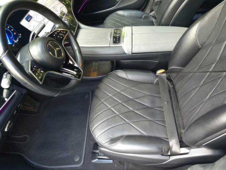 Mercedes-Benz EQS 580 4MATIC      2023