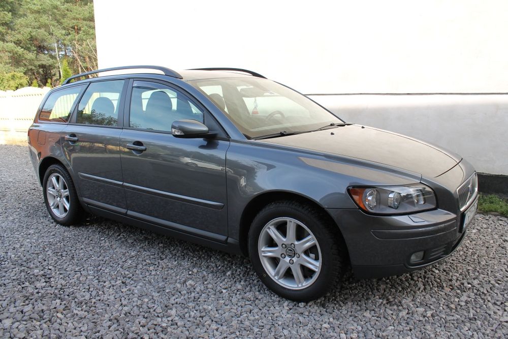Volvo V50 AWD T5