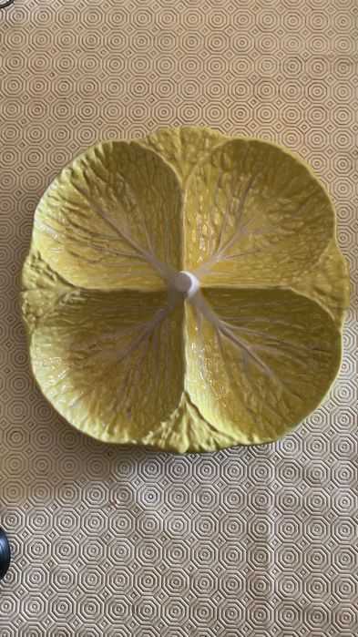 Fruteira antiga para decoração
