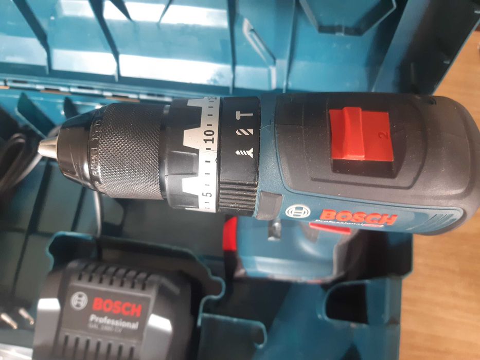 Wiertarko wkrętarka - BOSCH GSB 18V-45