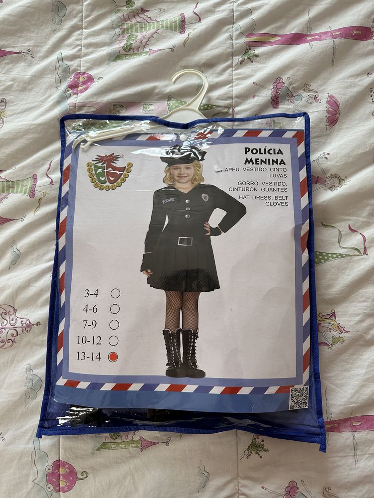 Roupa polícia menina