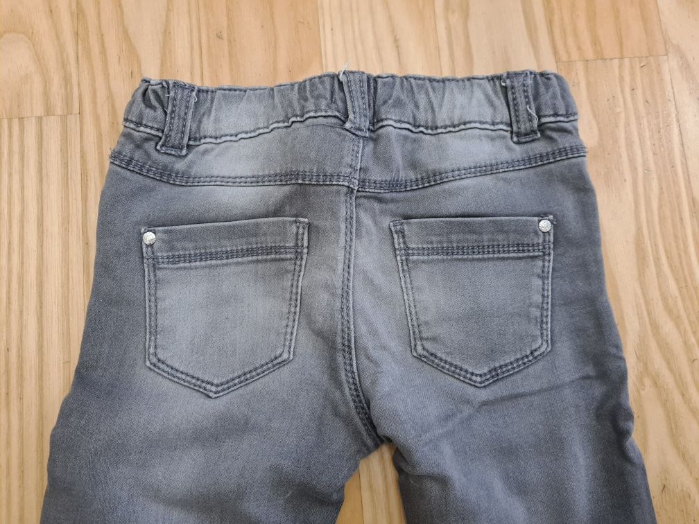 Spodnie jeansowe dziewczęce F&F r.98