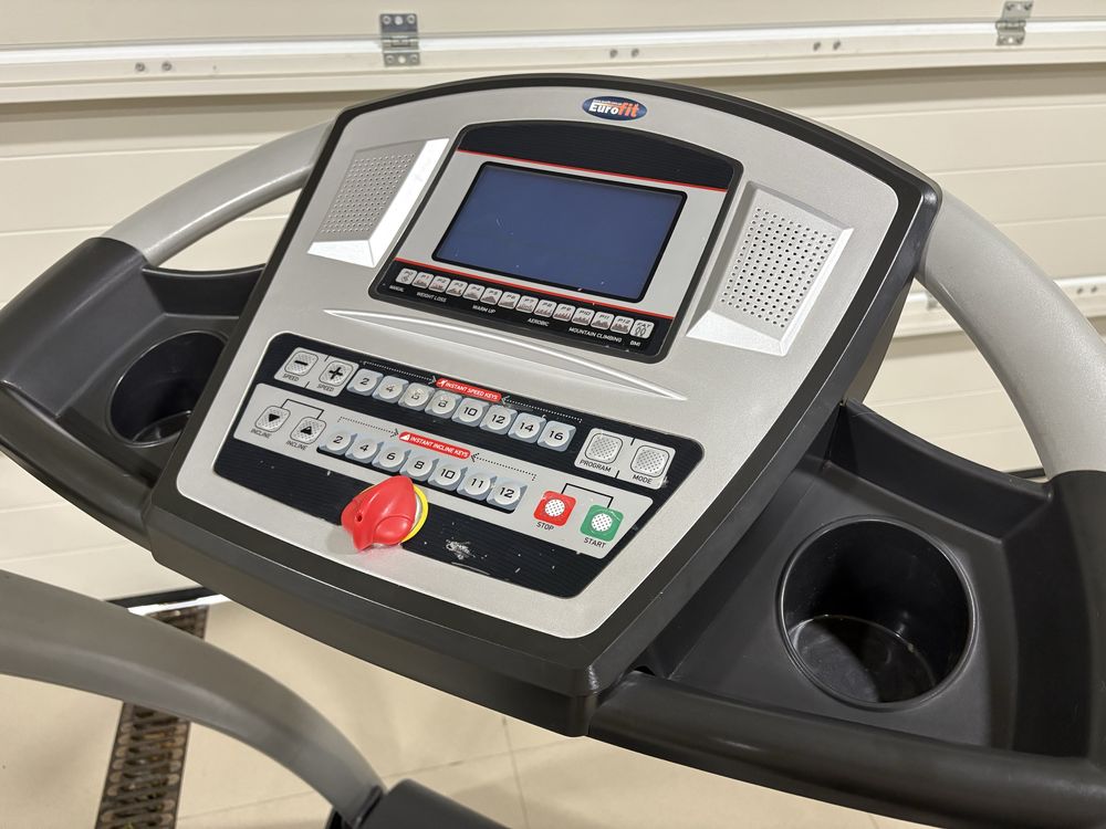 Бігова доріжка EuroFit Pacifica Fitness 1610CA