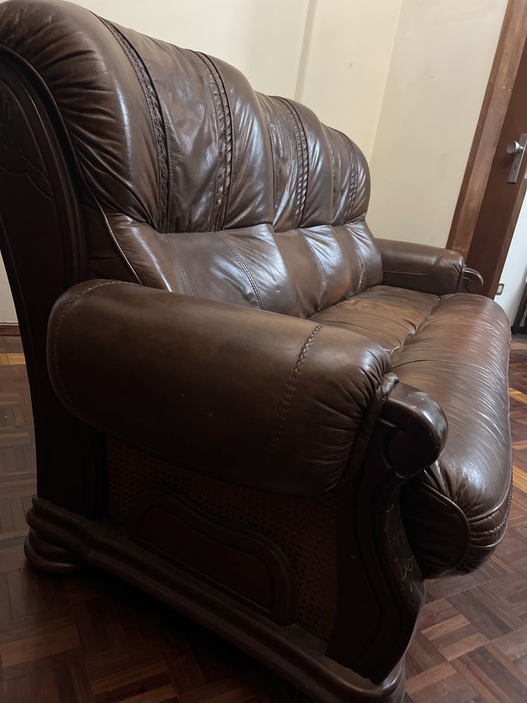 Sofa de 3 lugares de couro