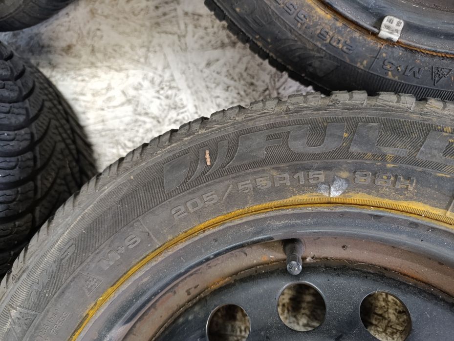 Koła zimowe 4x100 Fiat Grandę Punto 205/55 15cali