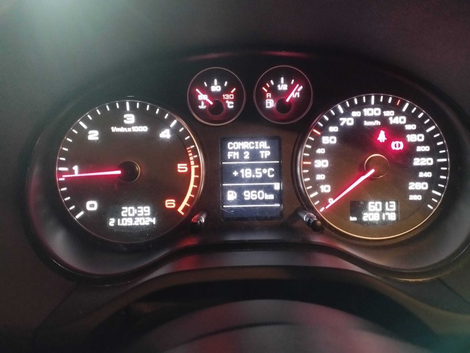 AUDI A3 2.O TDI 140 CV -2011  ( RESERVDO )