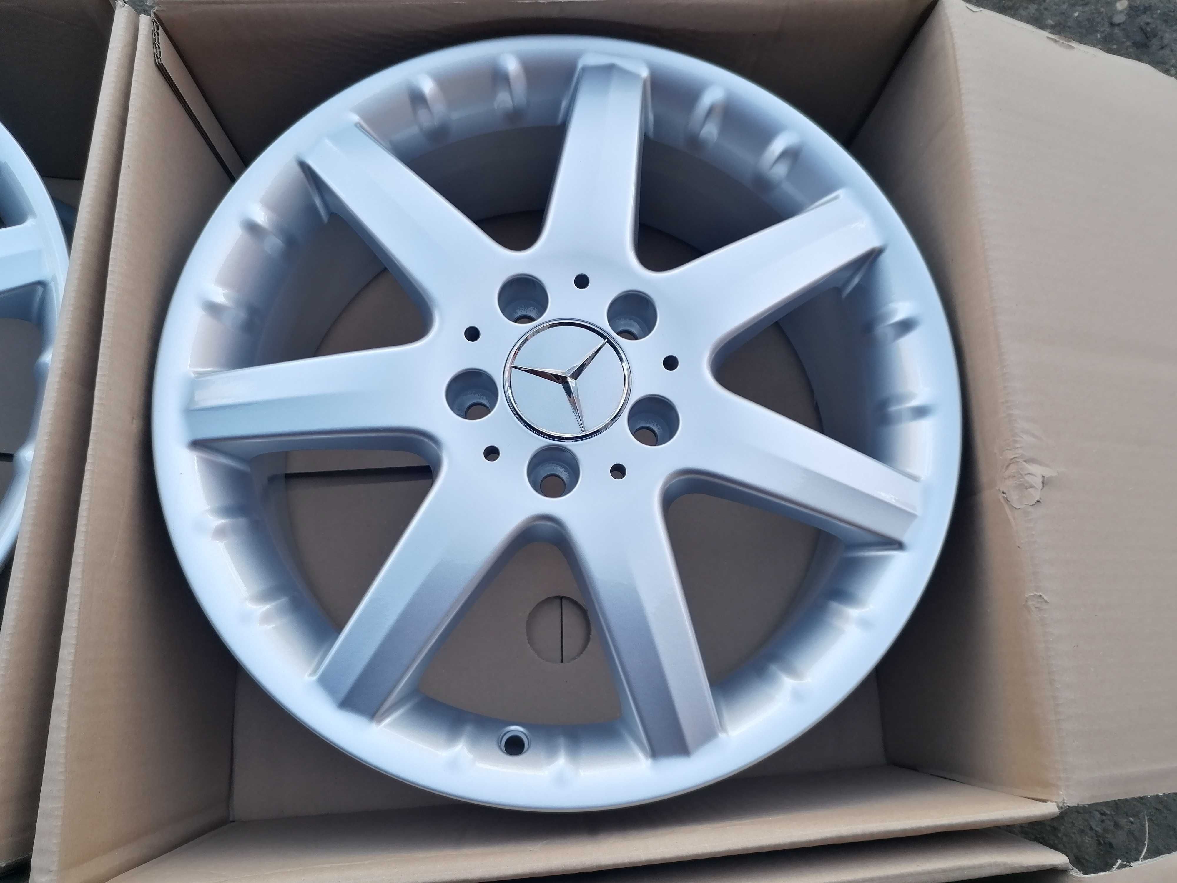 Nowe oryginalne 17" mercedes a klasa w169  a169 b klasa 4szt