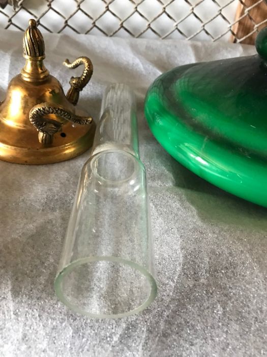 Candeeiro de tecto muito antigo (vintage)