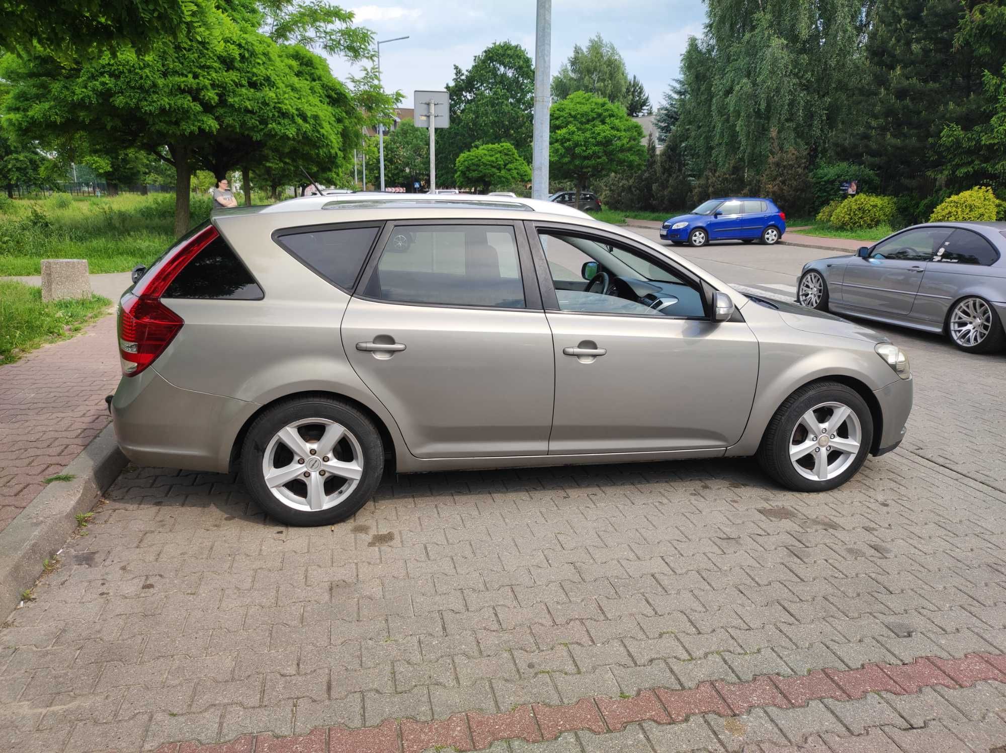 KIA CEED - KOMBI 2011 rok. 1.6 Crdi