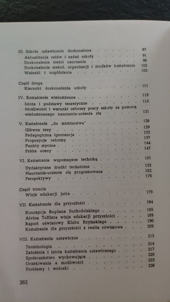 Paradygmaty i wizje reform oświatowych, Kupisiewicz, 1999