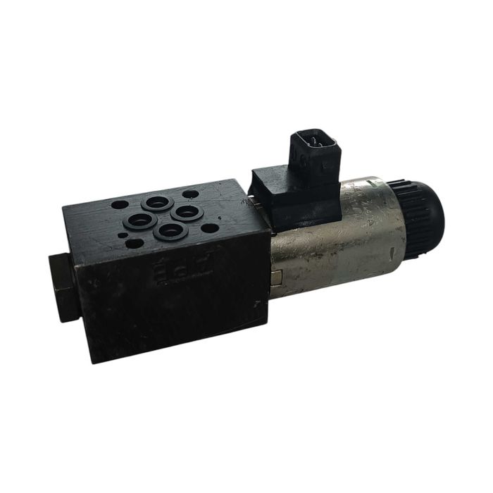 Rozdzielacz Przedniego Napędu Ursus C-385  88.623.901