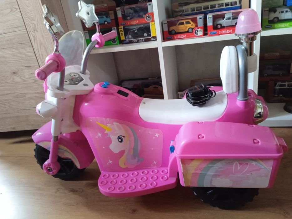 Motorek na akumulator