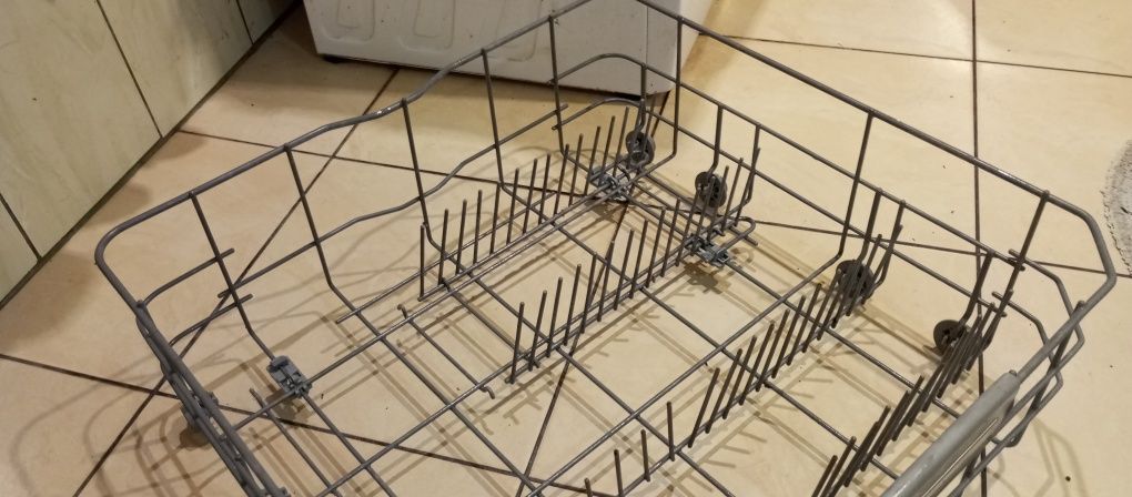 dolny kosz zmywarki hotpoint Ariston  60cm , kosz na sztućce 60 cm