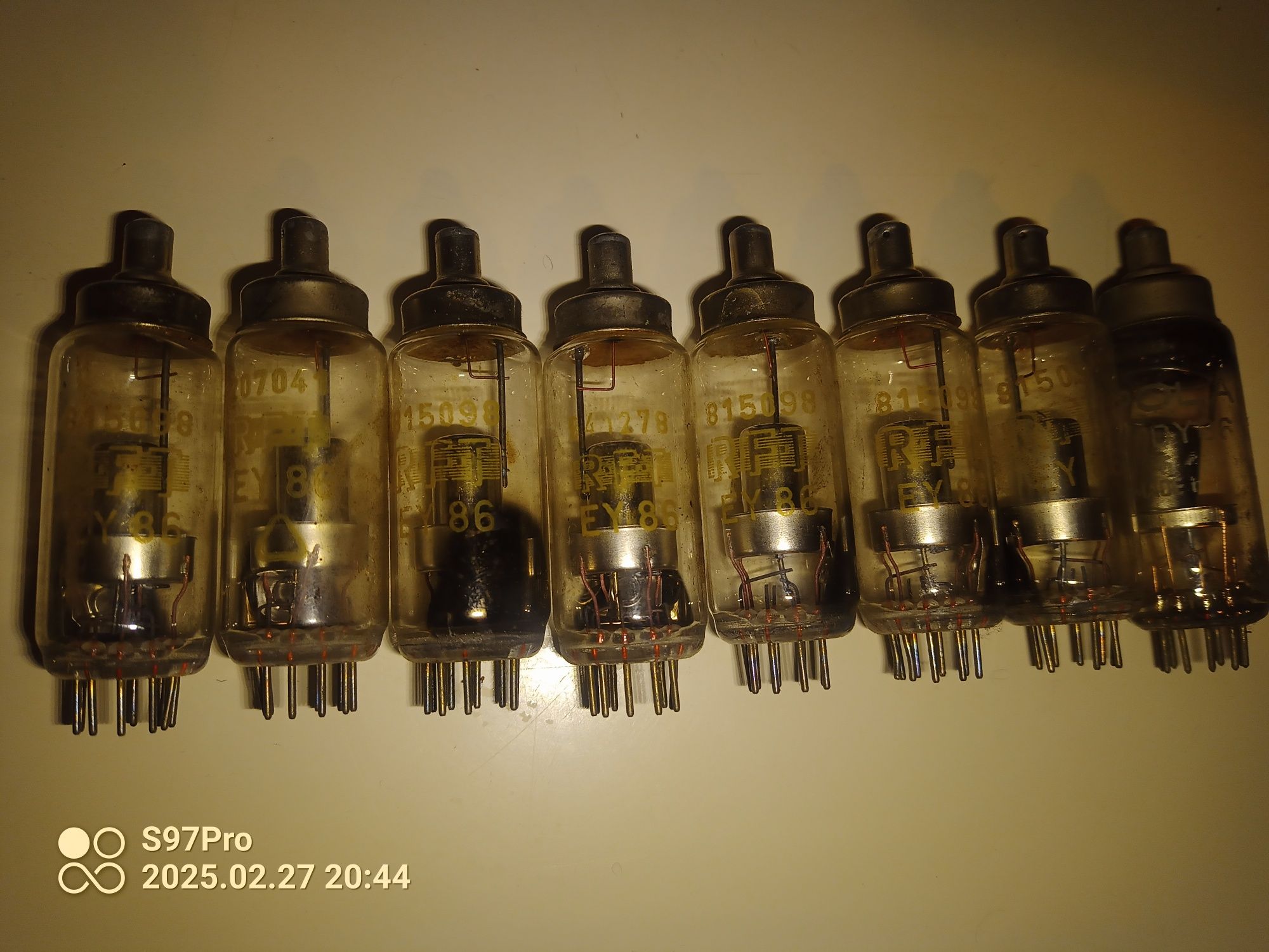 8 lamp elektronowych RFT EY86 używane