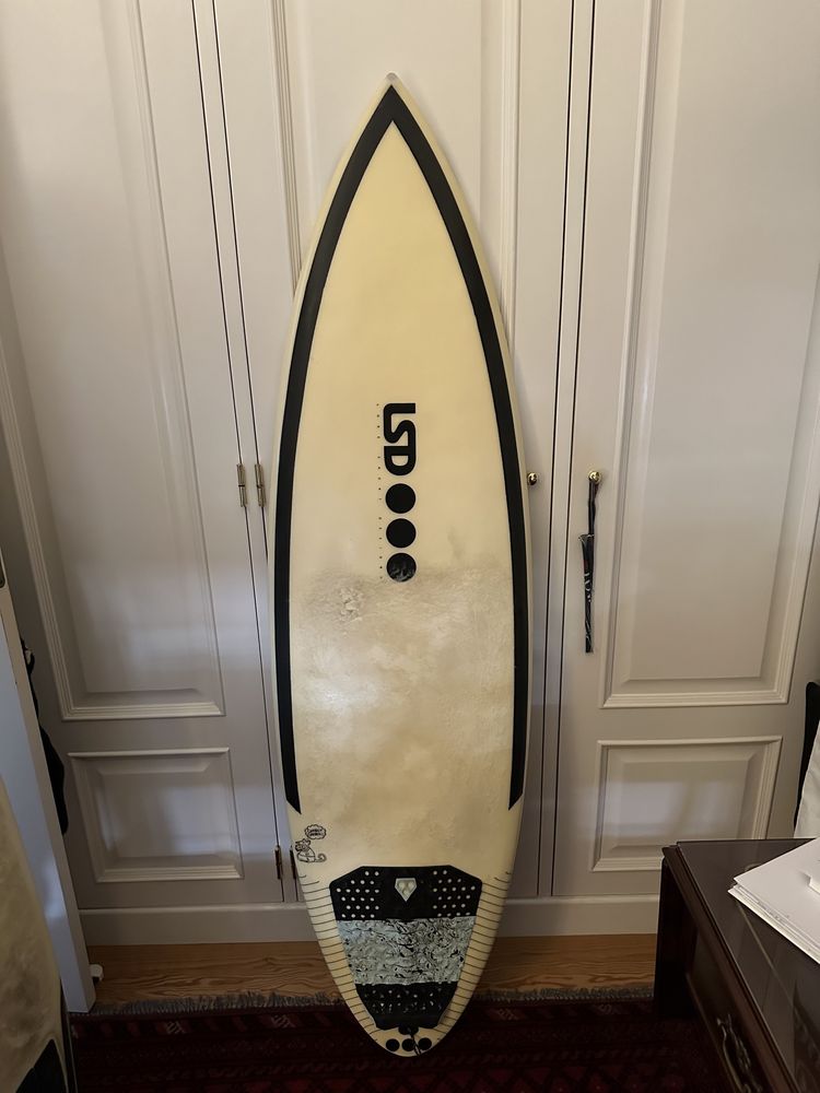 Prancha surf LSD 5.10 modelo chubby chedda 29L