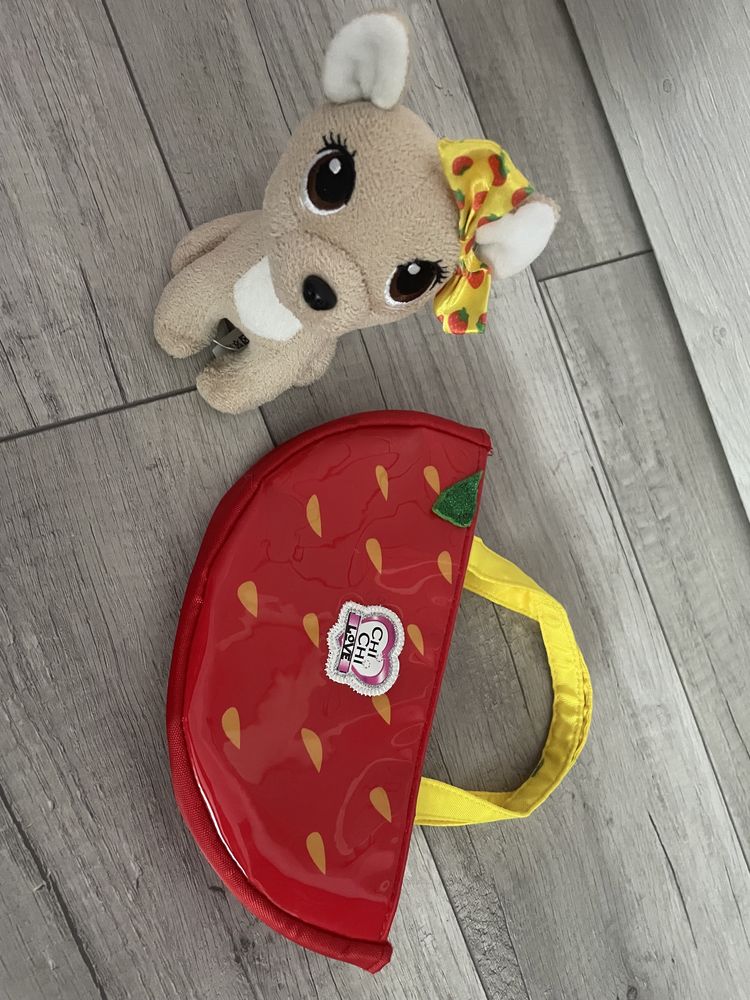 Собачка chi chi love