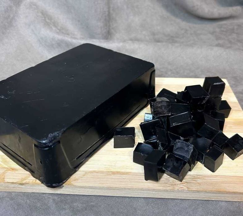 Чёрная органическая мыльная основа на натуральных маслах