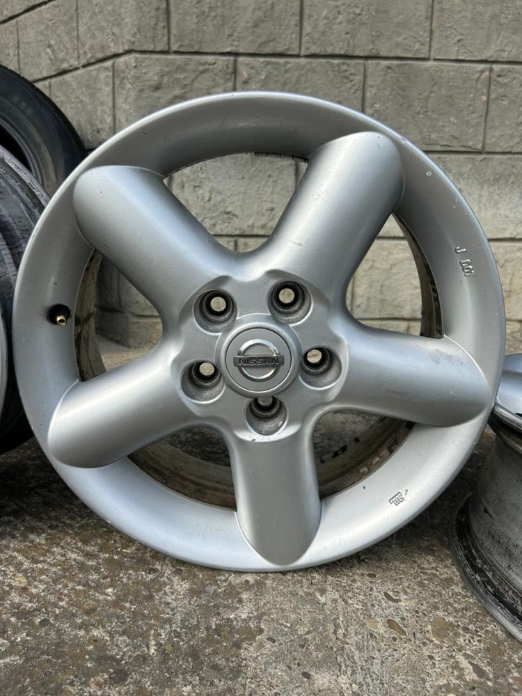 Диски R16 5/114.3 d 66.1 Nissan оригінал.