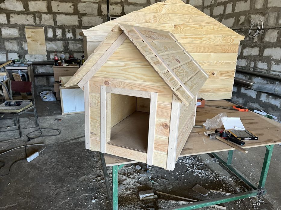 Собача будка утеплена, буда для собаки