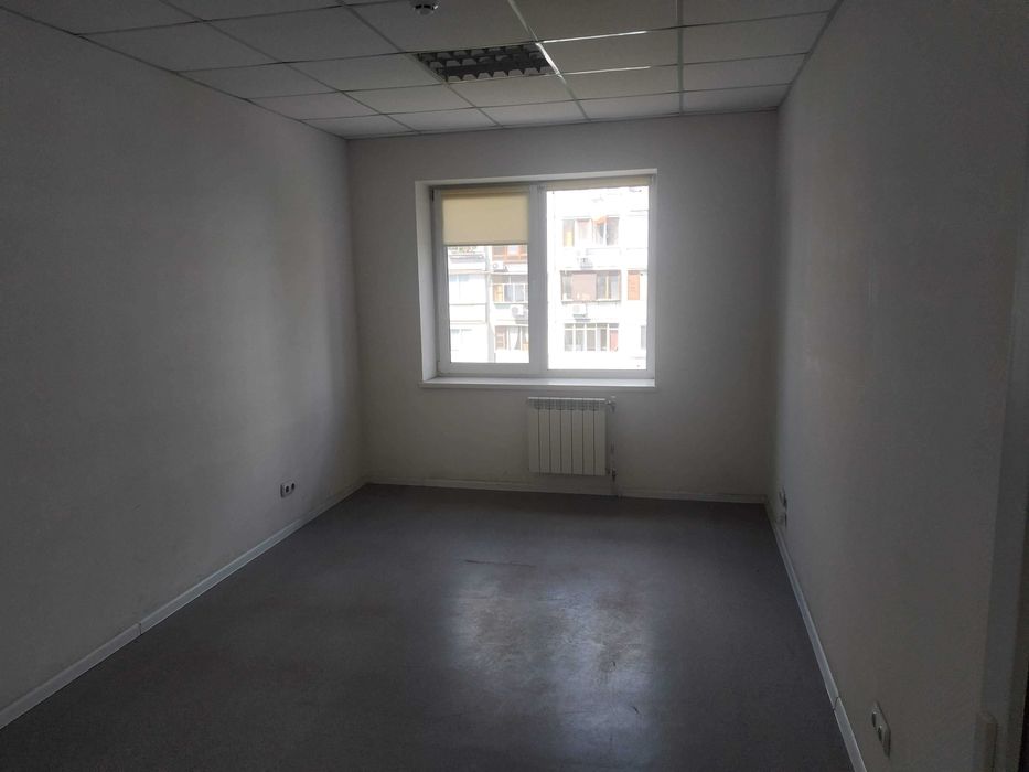 24/25/27/18 м2 кабінети з водою 4-й Л.Лук'яненка-Тимошенко/Оболонський